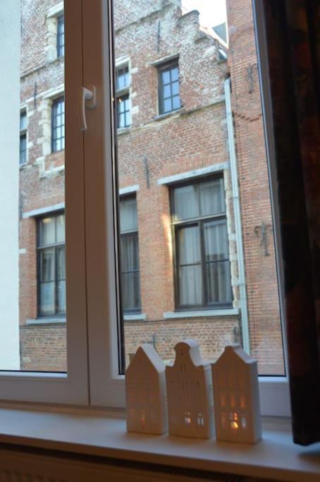 Hippe Studio In Historisch Gebouw In Oude Centrum Antwerpen Ngoại thất bức ảnh