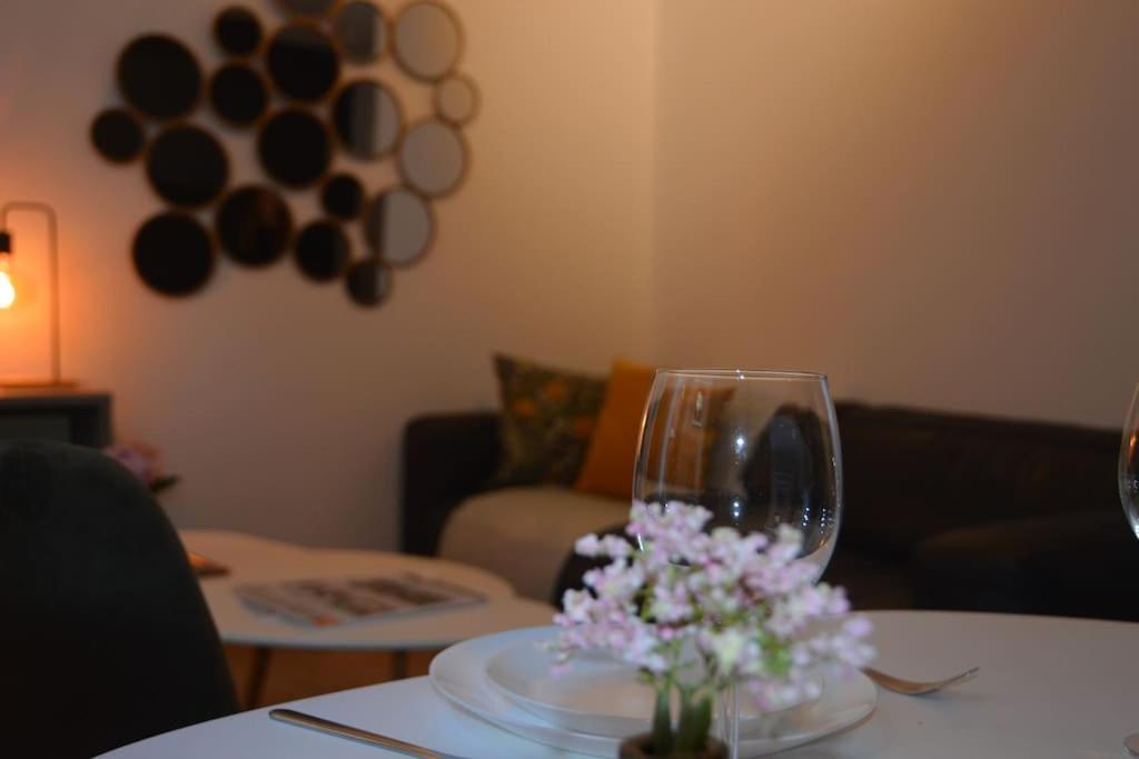 Hippe Studio In Historisch Gebouw In Oude Centrum Antwerpen Ngoại thất bức ảnh